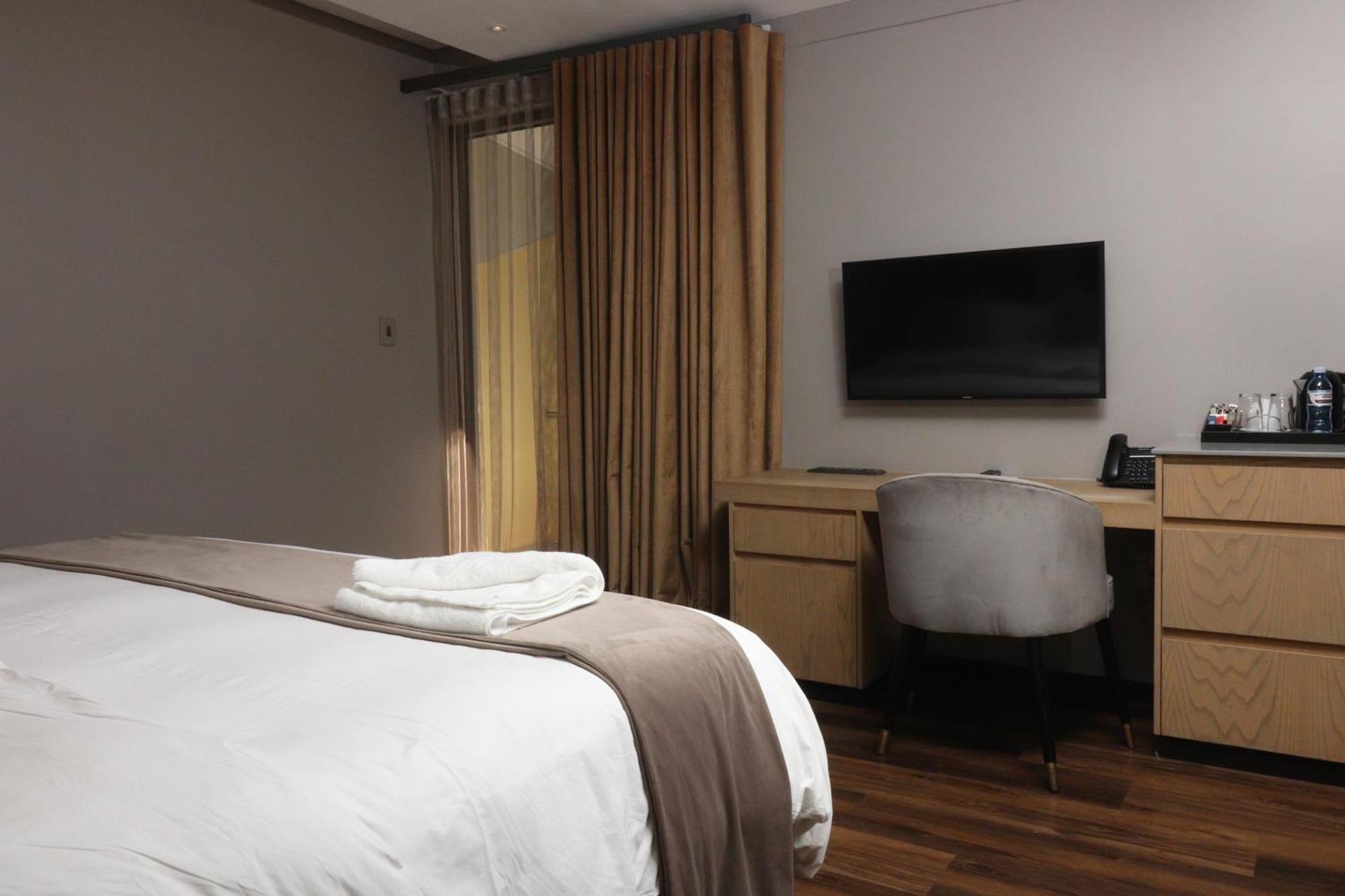 Happy Valley Hotel And Casino Ezulwini Εξωτερικό φωτογραφία